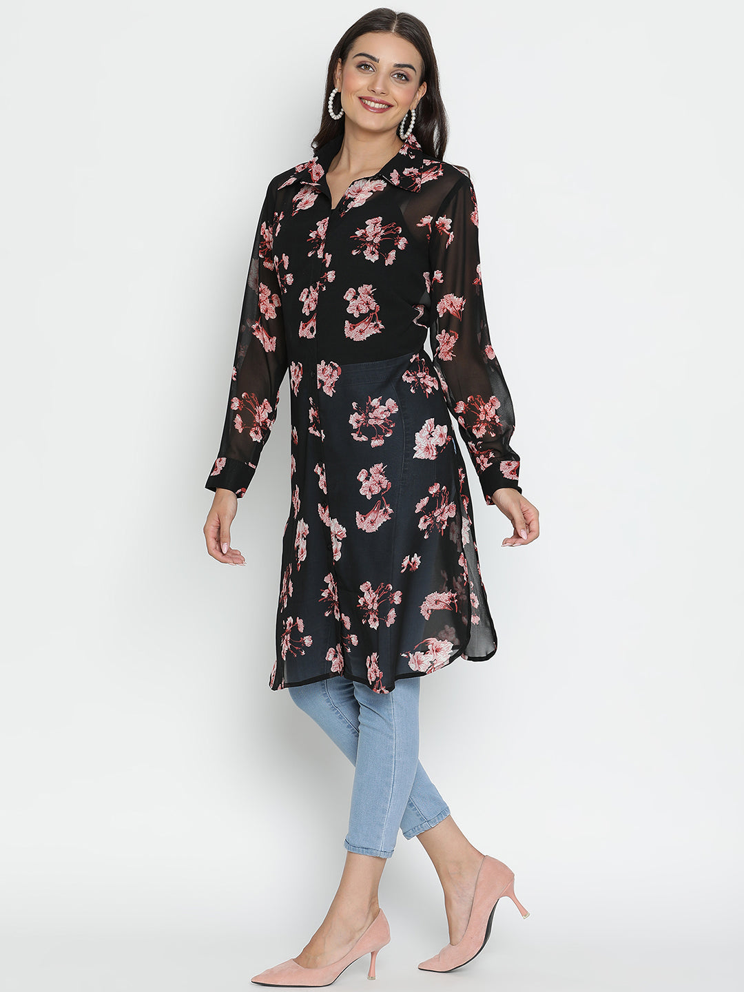 DRAAX FASHIONS महिलाओं के लिए काला फ्लोरल लॉन्ग श्रग