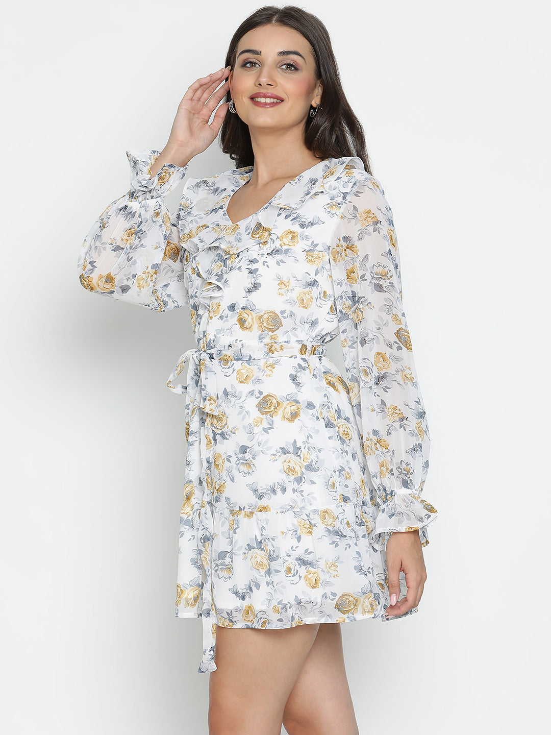 DRAAX FASHIONS महिलाओं के लिए वी-नेक फ्लोरल प्रिंटेड सफ़ेद मिनी ड्रेस