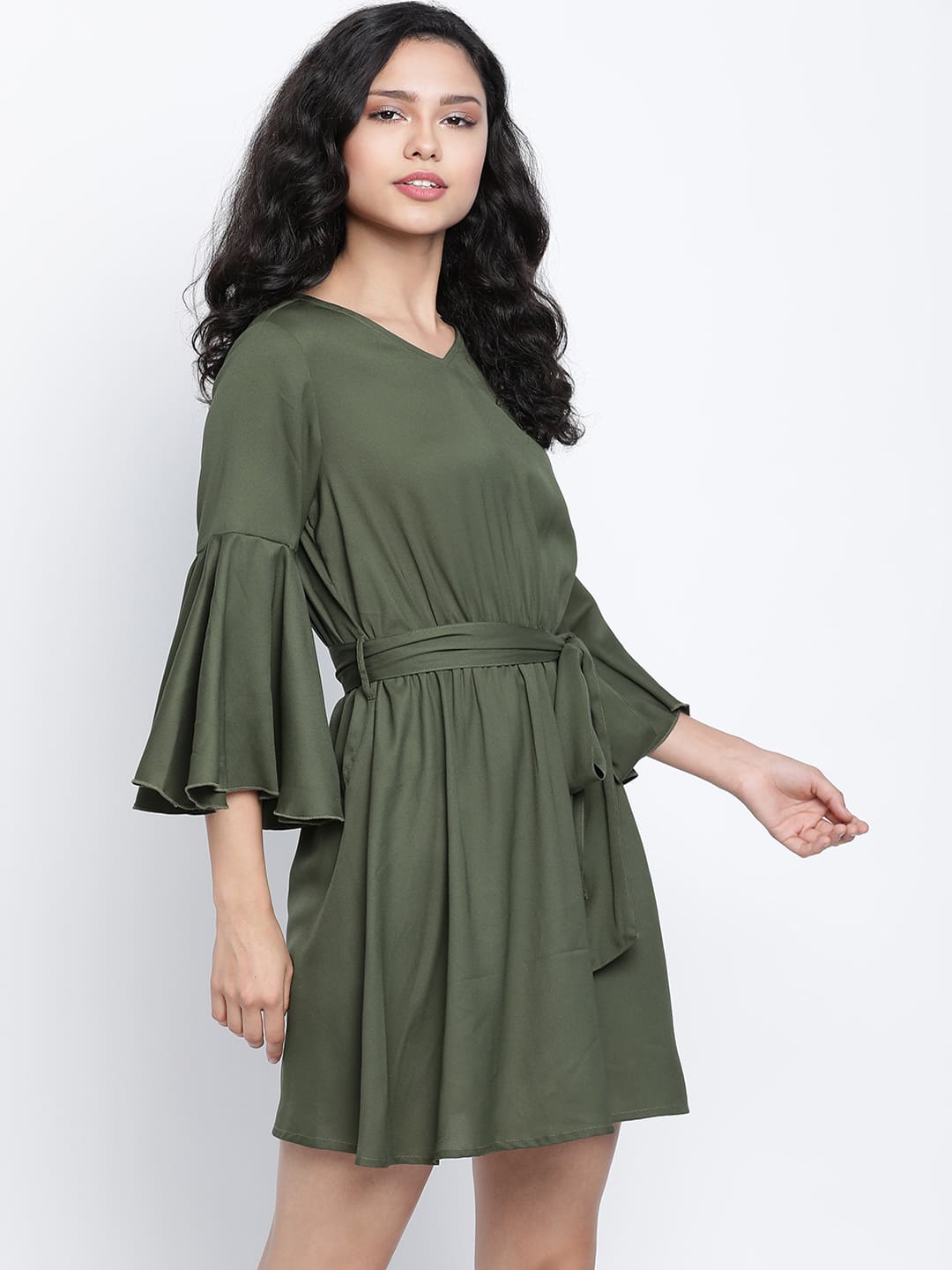 Knee Length,Green Dress,Knee Length Dress,V-Neck Dress,Quater Sleeves Dress,Green Solid Dress