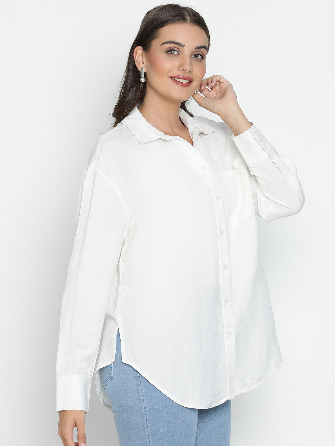 DRAAX FASHIONS महिलाओं के लिए कॉलर वाली सफ़ेद लॉन्गलाइन शर्ट स्टाइल टॉप