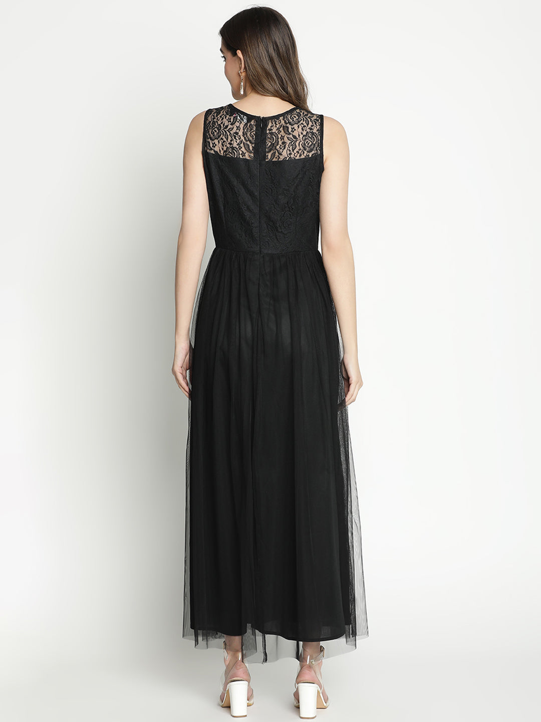Maxi,Black Dress,Maxi Dress,Round Neck Dress,Sleeveless Dress,Black Solid Dress