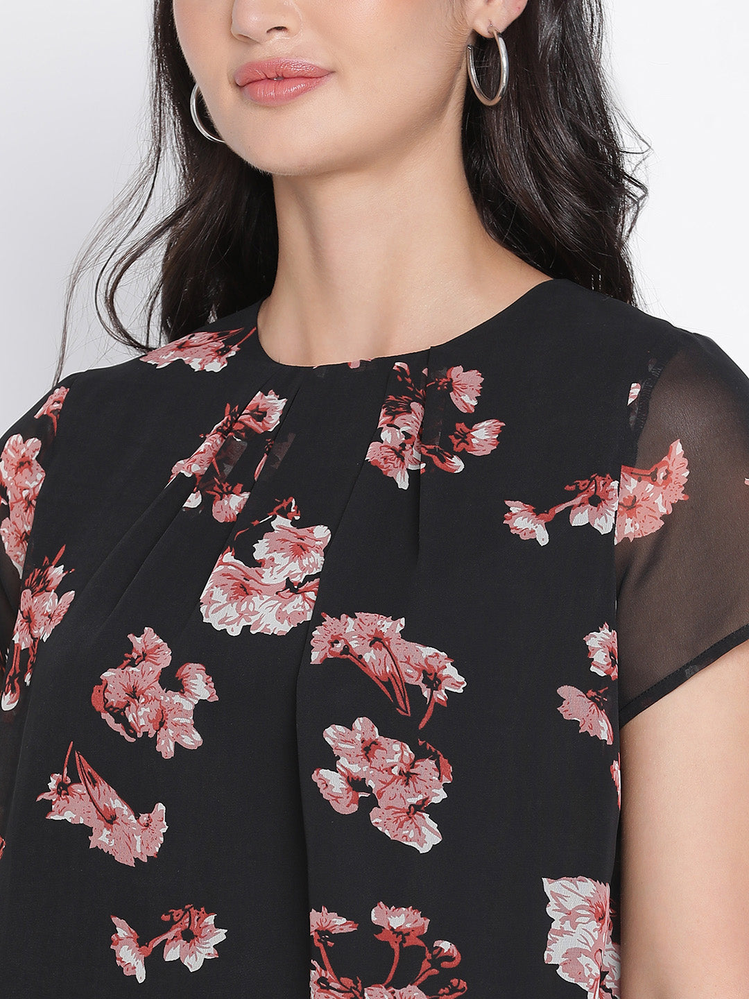 Regular,Multicolor Top,Regular Top,Round Neck Top,Short Sleeves Top,Multi Floral Print Top