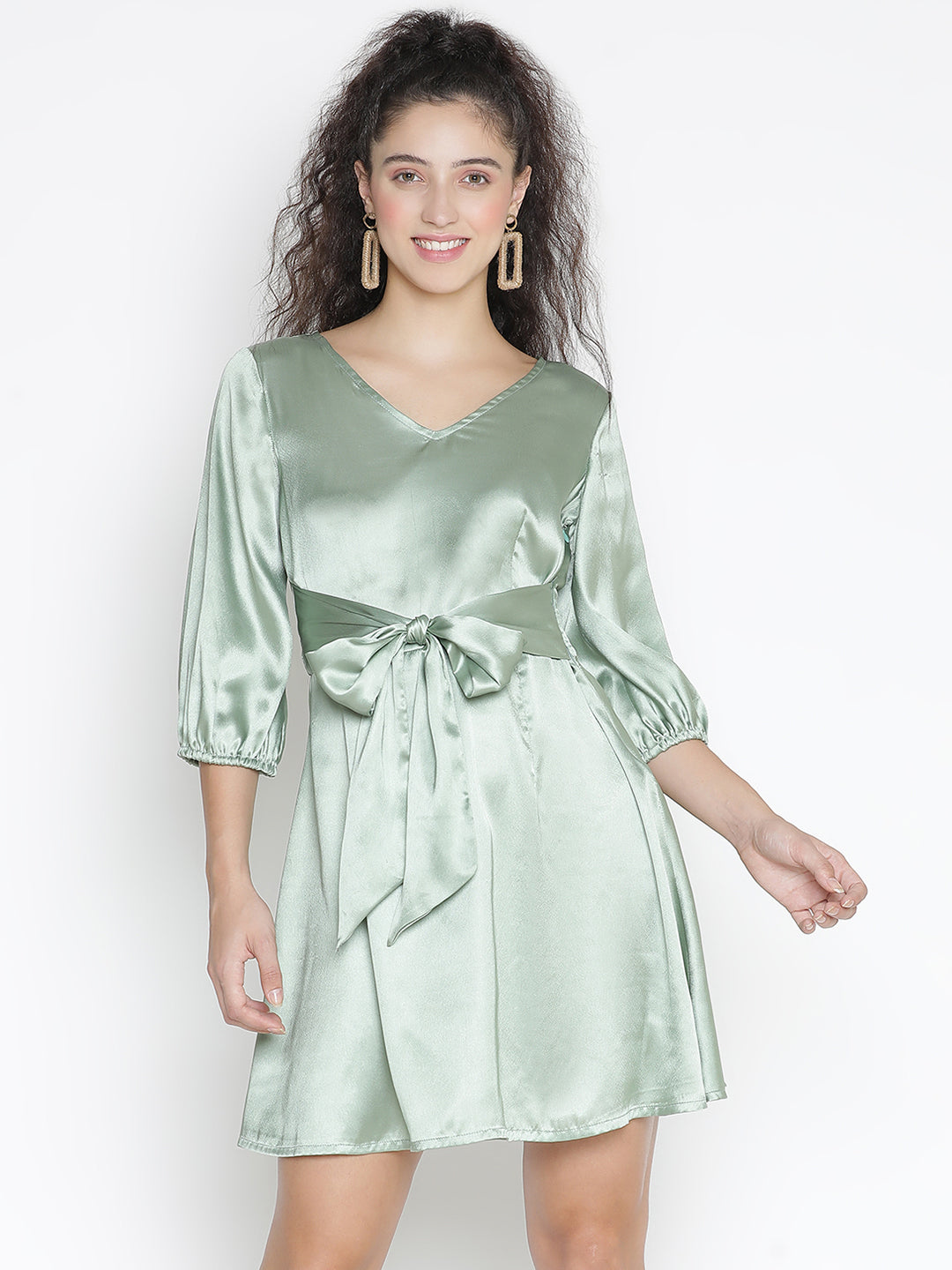 Knee Length,Green Dress,Knee Length Dress,V-Neck Dress,Quater Sleeves Dress,Green Solid Dress