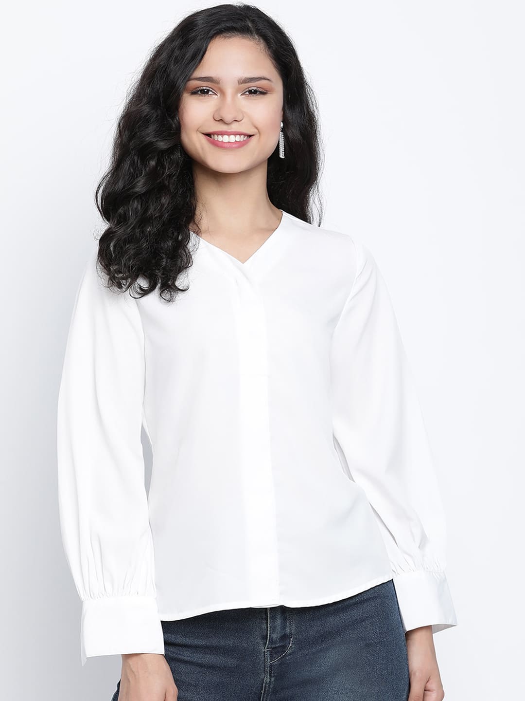 Regular,White Top,Regular Top,V-Neck Top,Full Sleeves Top,White Solid Top