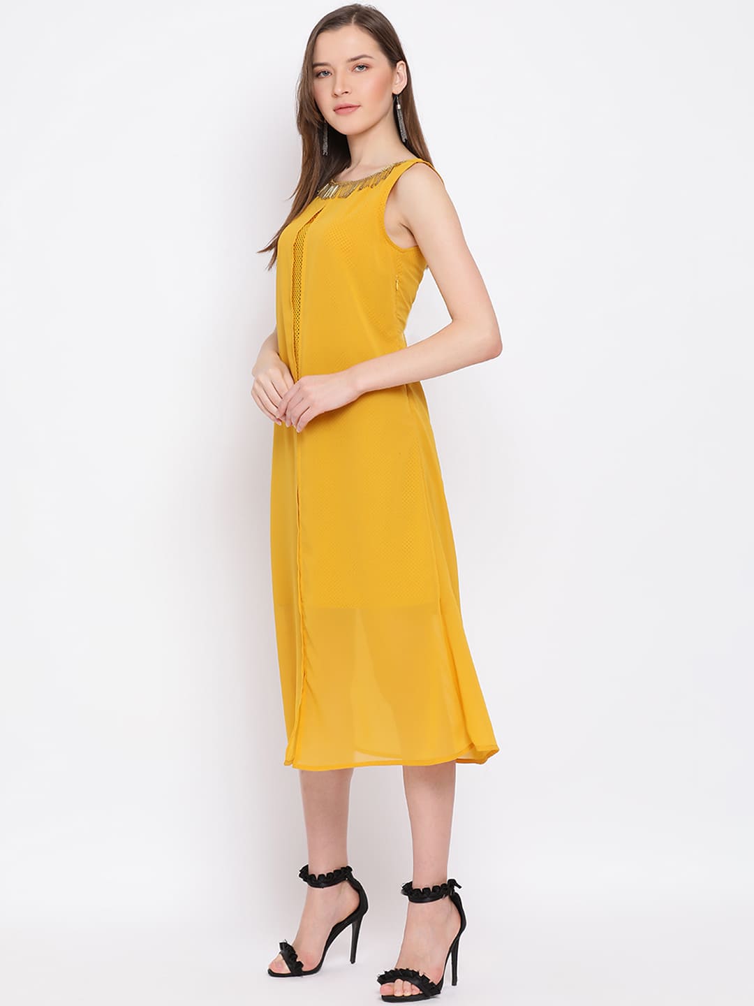 Midi,Yellow Dress,Midi Dress,Round Neck Dress,Sleeveless Dress,Yellow Solid Dress