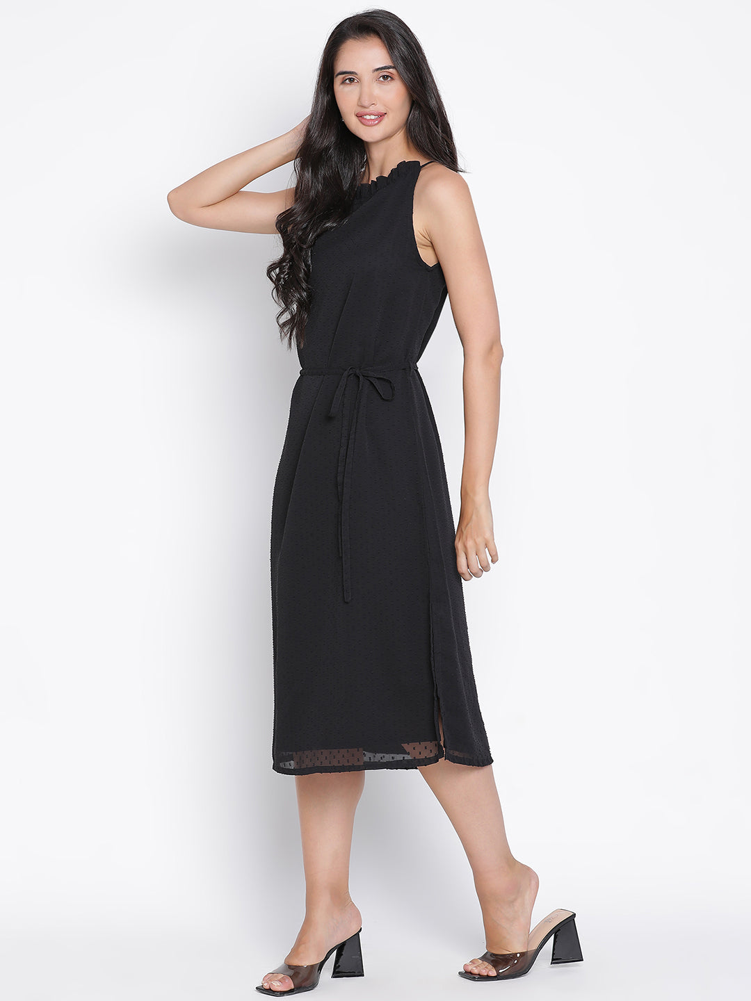 Midi,Black Dress,Midi Dress,Round Neck Dress,Sleeveless Dress,Black Solid Dress