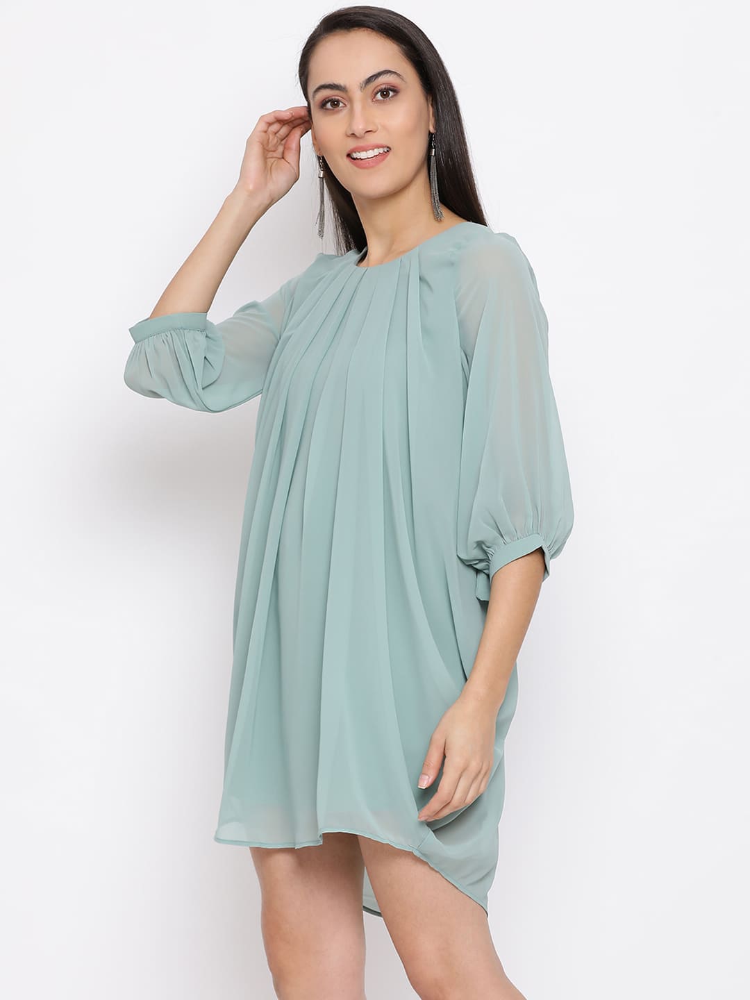 Knee Length,Green Dress,Knee Length Dress,Round Neck Dress,Quater Sleeves Dress,Green Solid Dress