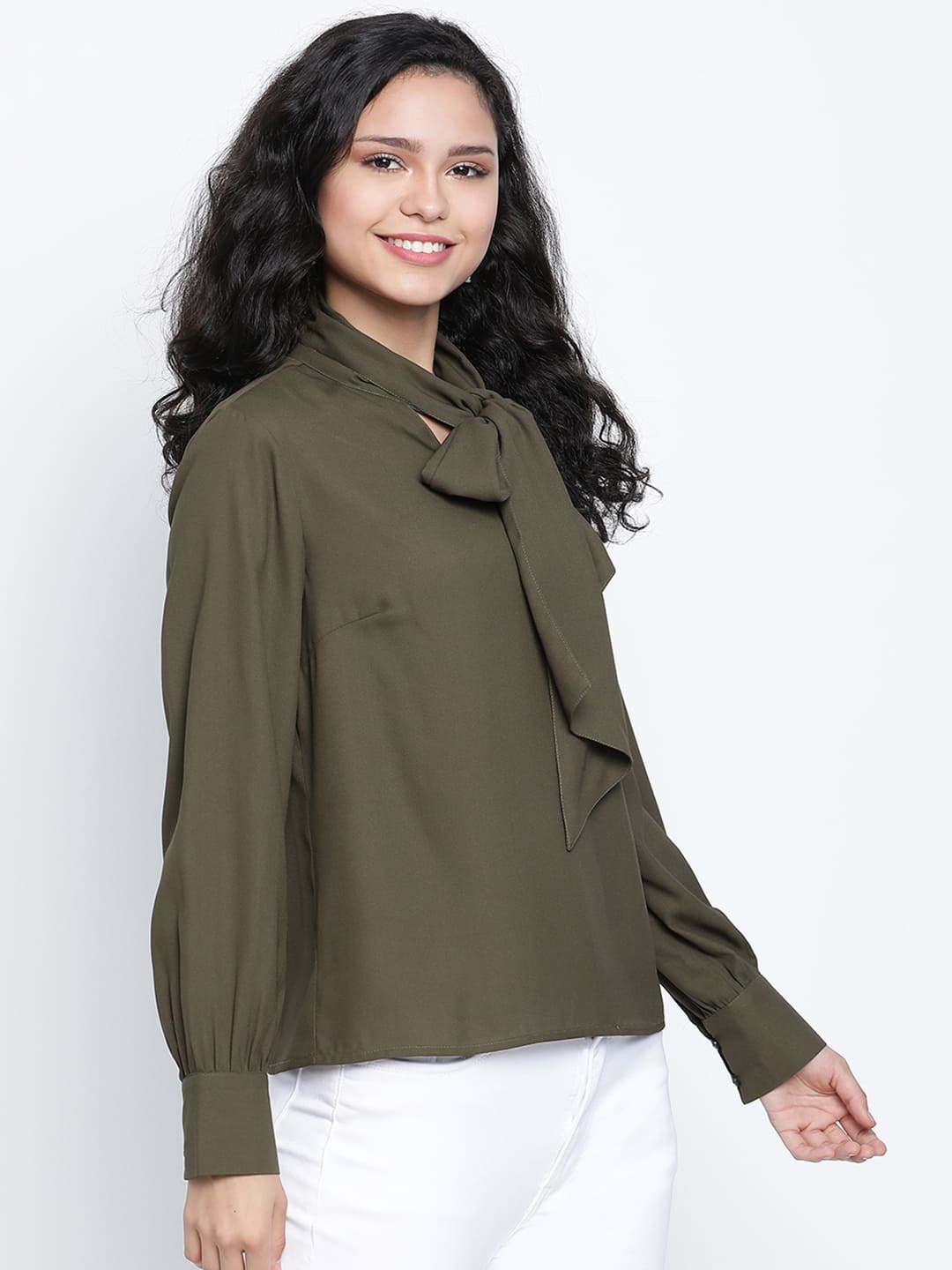 Regular,Green Top,Regular Top,Round Neck Top,Full Sleeves Top,Green Solid Top