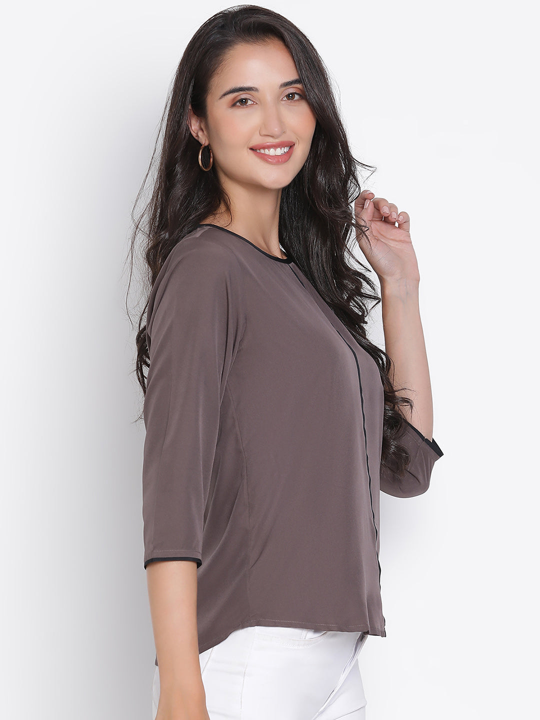 Regular,Grey Top,Regular Top,Round Neck Top,Quater Sleeves Top,Grey Solid Top