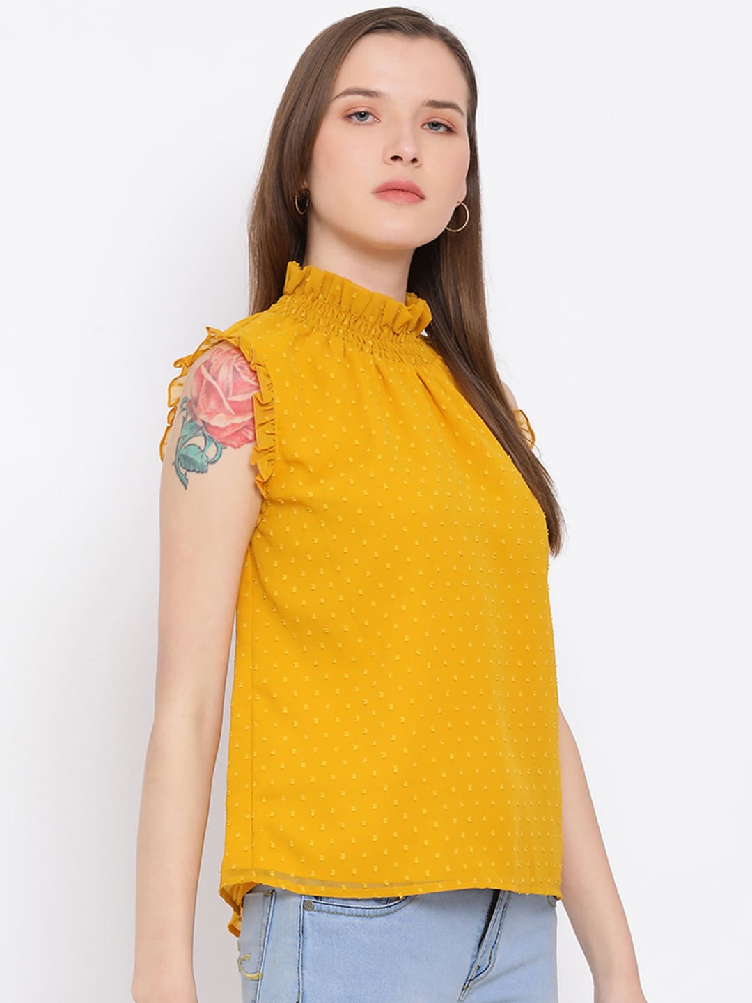 Regular,Yellow Top,Regular Top,Round Neck Top,Sleeveless Top,Yellow Solid Top