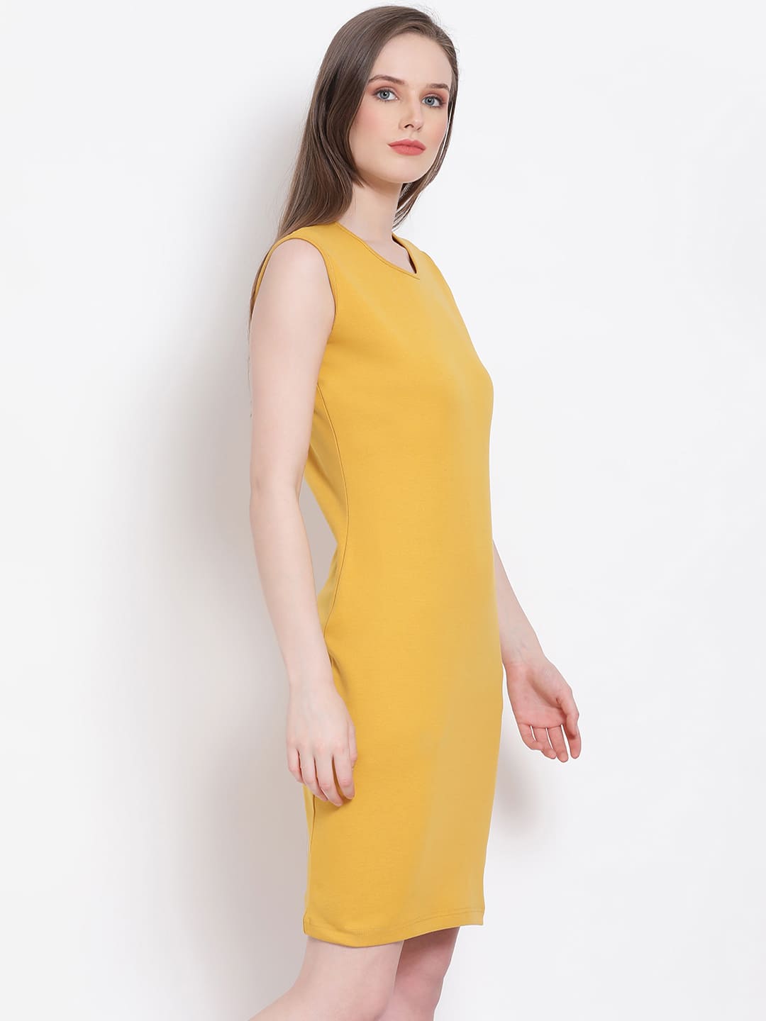 Knee Length,Yellow Dress,Knee Length Dress,Round Neck Dress,Sleeveless Dress,Yellow Solid Dress