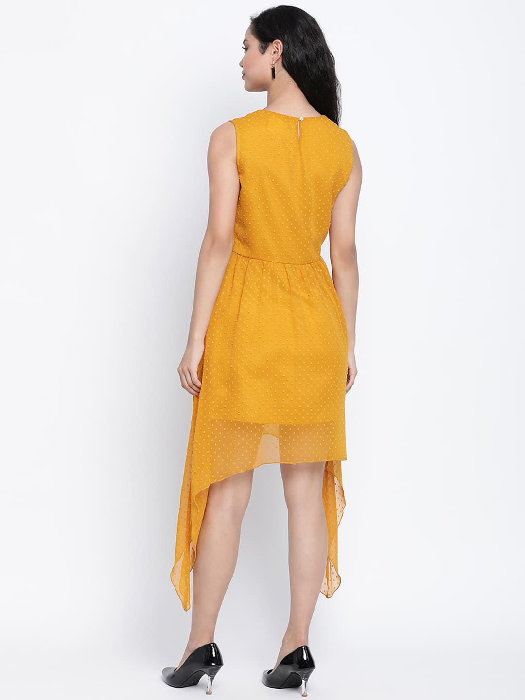 Knee Length,Yellow Dress,Knee Length Dress,Round Neck Dress,Sleeveless Dress,Yellow Solid Dress