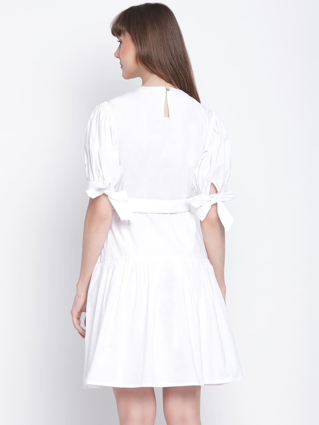 Knee Length,White Dress,Knee Length Dress,Round Neck Dress,Short Sleeves Dress,White Solid Dress