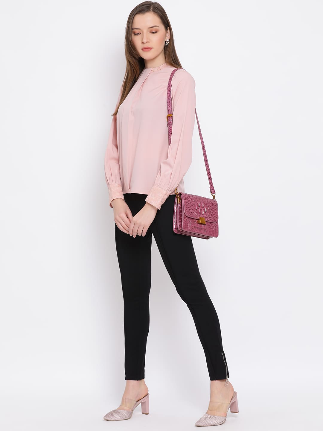 Regular,Pink Top,Regular Top,Round Neck Top,Full Sleeves Top,Pink Solid Top