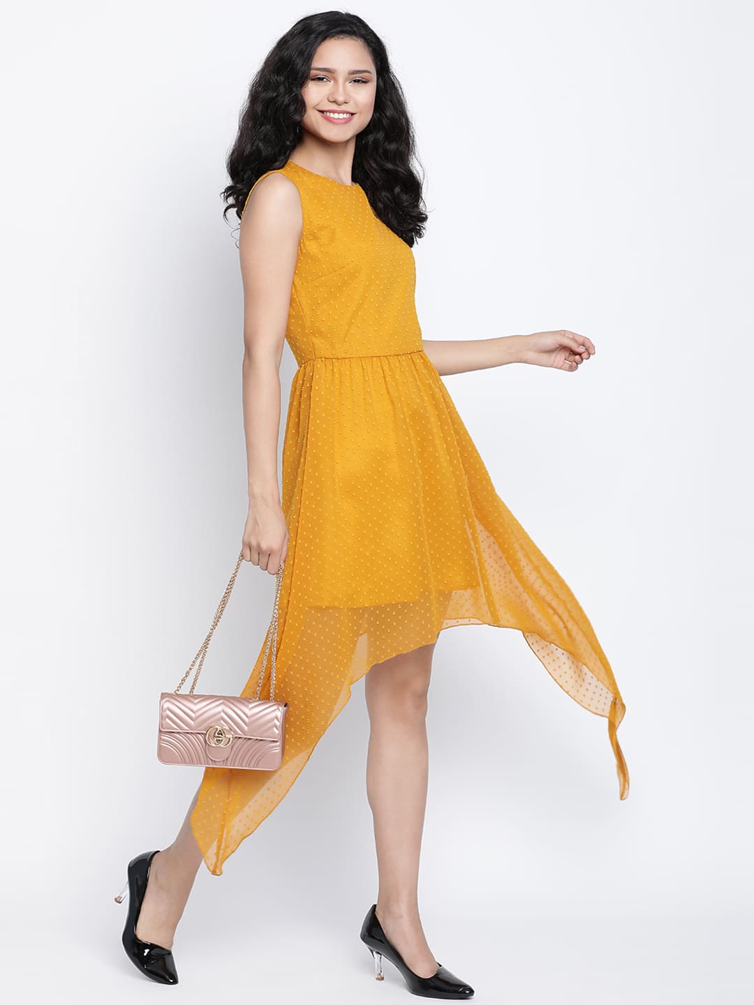 Knee Length,Yellow Dress,Knee Length Dress,Round Neck Dress,Sleeveless Dress,Yellow Solid Dress