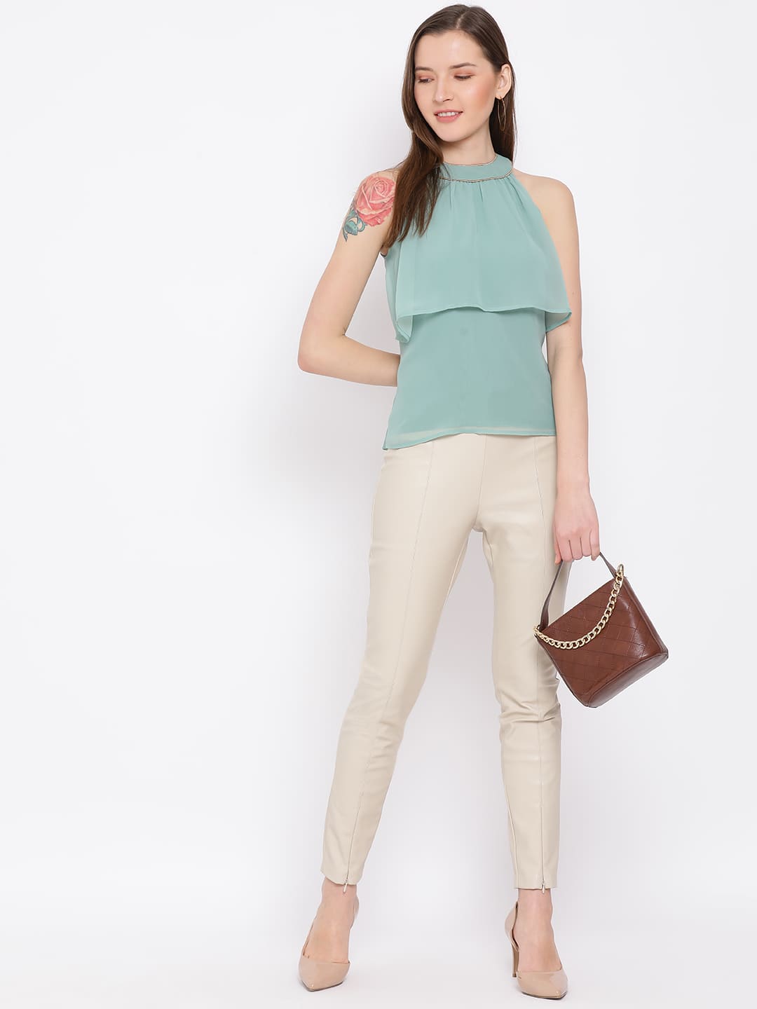 Regular,Green Top,Regular Top,Round Neck Top,Sleeveless Top,Green Solid Top