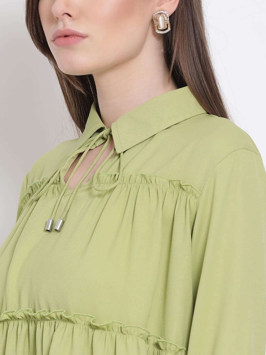 Regular,Green Top,Regular Top,Collared Neck Top,Full Sleeves Top,Green Solid Top